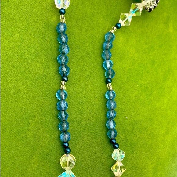 Gorgeous Vintage Royal Blue Sapphire Crystal Pendant Bead Necklace, Unmarked - Picture 5 of 5